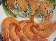 Una foto de aperitivo con gulas