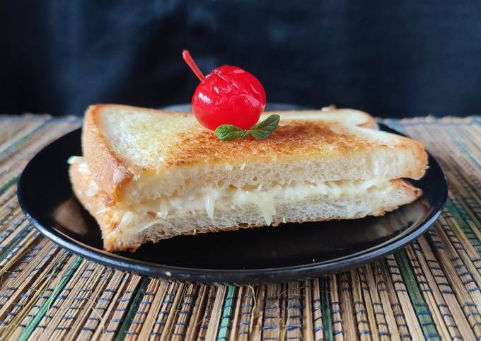 Resep: Toast With Bechamel Sauce Untuk Jualan
