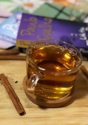 A picture of Cinnamon green tea.