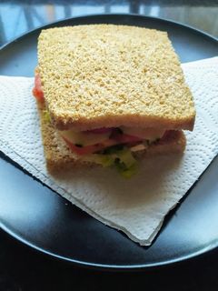 Una foto de Sándwich de pavo improvisado