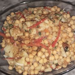 A picture of Chickpeas chatpata salad.
