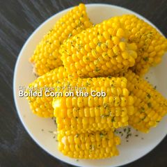 Boiled Corn on the Cob A picture of Boiled Corn on the Cob.