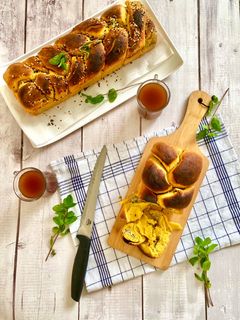 صورة لوصفة خبز اليقطين محشي بالجبنه 🎃🍞