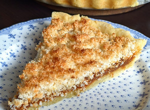 Una foto de Tarta de coco y dulce de leche