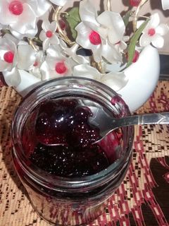 عکسی از دستور مربا آلبالو