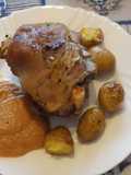 Stinco di maiale bavarese (con crosta croccante)