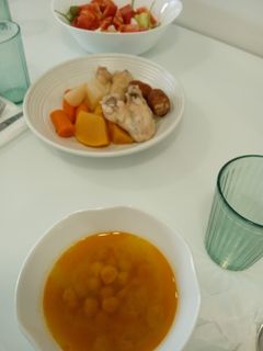 Una foto de Cocido de pollo