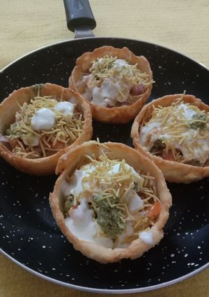 A picture of Katori chaat.