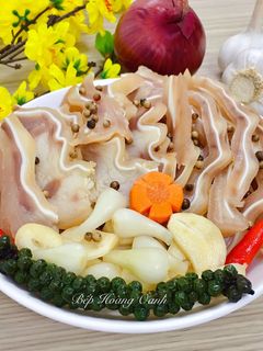 Hình của món Lỗ Tai Heo Ngâm Nước Mắm.