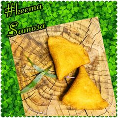 A picture of Keema samosa with semolina.
