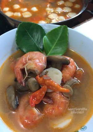 Foto resep Sup tom yam seafood(simple)