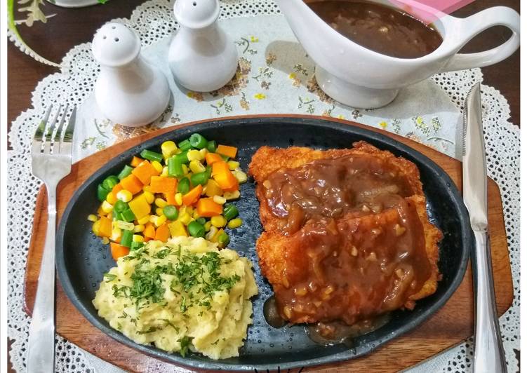 Langkah Mudah untuk Menyiapkan Dory Steak with Teriyaki Sauce, Sempurna