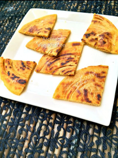 A picture of Laccha Paratha.