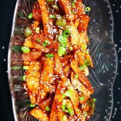 A picture of Honey Chilli Potatoes.