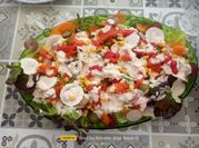 Una foto de ensalada de frutas comida peruana