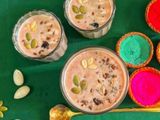 Cashew Badam Shake With Chocolate Flavour/ Delicious And Nutritious Almond Shake!! Holi Special ✨🌈