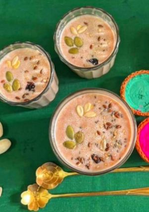 A picture of Cashew Badam Shake With Chocolate Flavour/ Delicious And Nutritious Almond Shake!! Holi Special ✨🌈.
