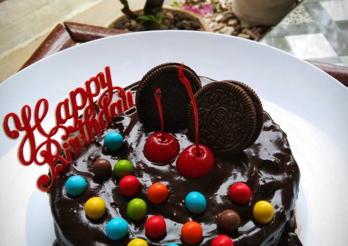 Steamed chocolate cake (super moist no mixer)