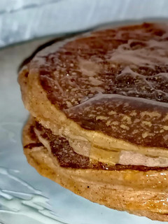 Une photo de Pancakes à la patate douce