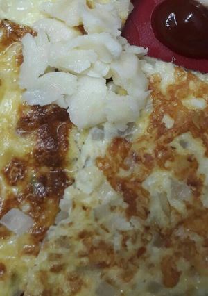 A picture of Simple cheesy omelette.