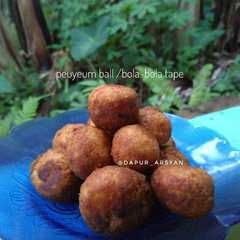 รูปของ Peuyeum Ball / Bola -bola Tape