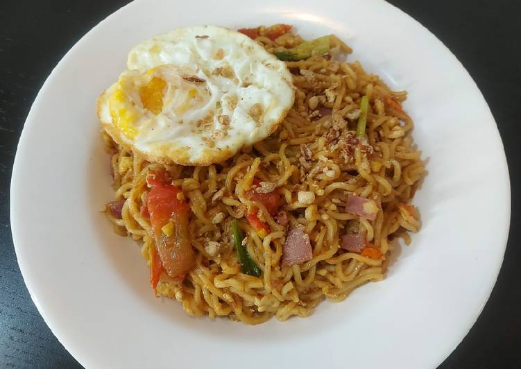 Mie goreng kornet🍜