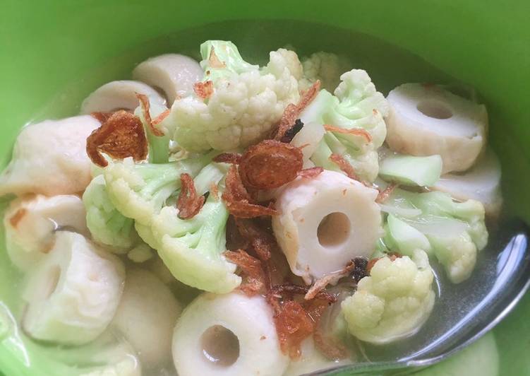 Bagaimana Membuat 2.Tumis brokoli with chikuwa, Enak