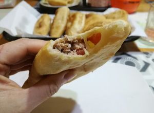 Una foto de Empanadas atún-tomate-queso