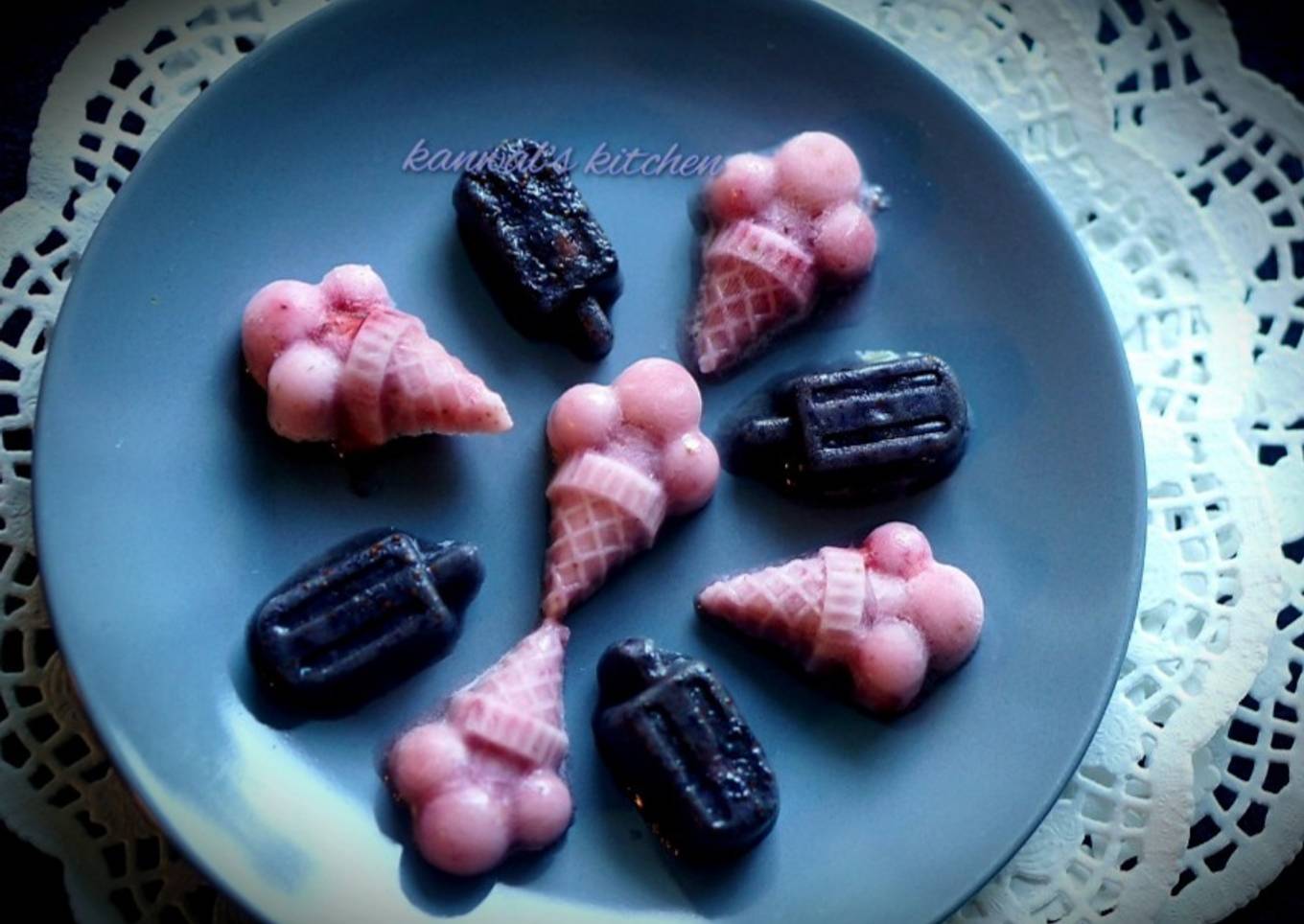 Mixed Berry coconut frozen bites