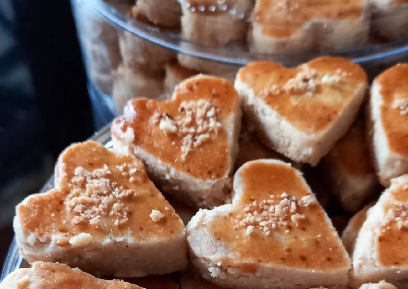 Kue Kacang (Peanut Cookies)