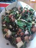 Ensalada mixta de lentejas negras