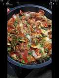 Merluza con almejas y langostinos