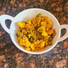 A picture of Aloo string beans ki sabji.