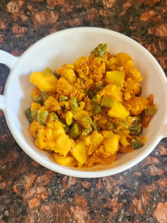 A picture of Aloo string beans ki sabji.