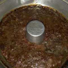 A picture of Pastel de carne.