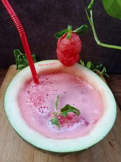 तरबूज़ का ताज़ा जूस(Tarbooj ka taaza Juice recipe in hindi) रेसिपी मुख्य फोटो