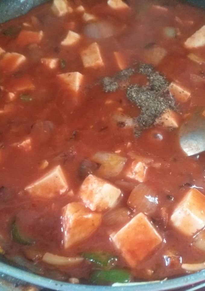 पनीर चिल्ली ग्रेवी (Paneer chilli gravy recipe in hindi) रेसिपी मुख्य फोटो