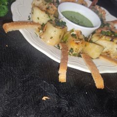 A picture of Suji rolls.