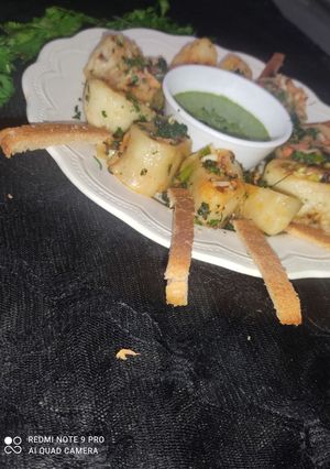 A picture of Suji rolls.