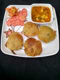 Puri aloo tmatar sbji