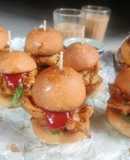 Kanda bhaji sliders