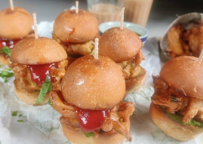 Kanda bhaji sliders Recipe