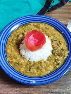 मूंग की दाल और भात (moong ki dal aur bhaat recipe in hindi) रेसिपी मुख्य फोटो