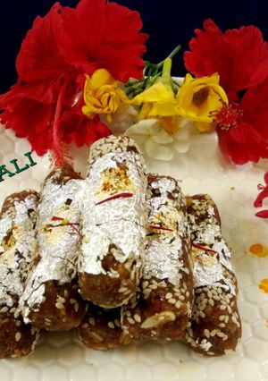 A picture of Healthy Dry Fruit Dates Roll.