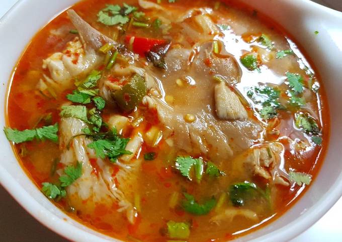 Tom Yam Gung - Thai Spicy and Sour Soup