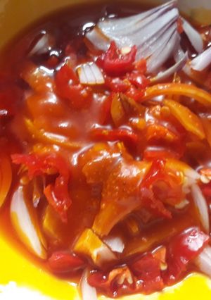A picture of Palmoil sauce.