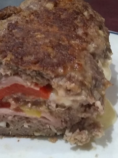 Una foto de Pan de carne relleno