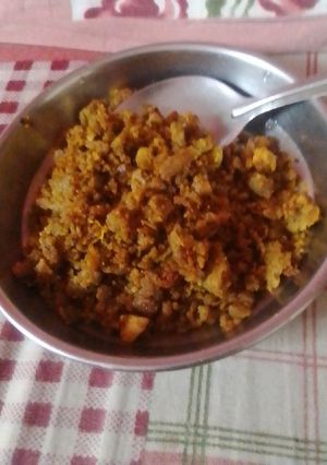 લસણીયો રોટલો (Lasaniyo Rotlo Recipe In Gujarati) રેસીપી મુખ્ય ફોટો