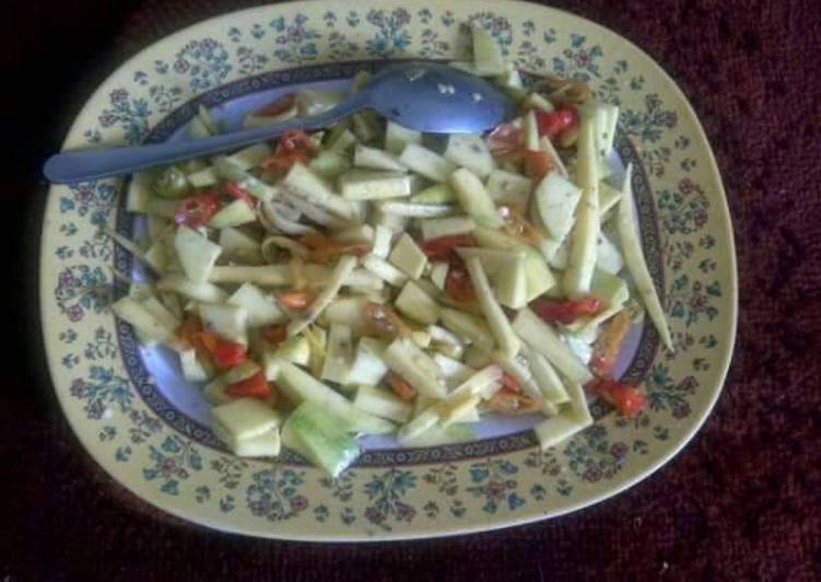  Resep  Rujak  Mangga Kering  oleh Dera Intan Nia Cookpad