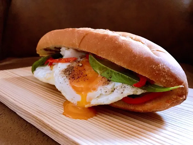 Bánh mì trứng ốp la